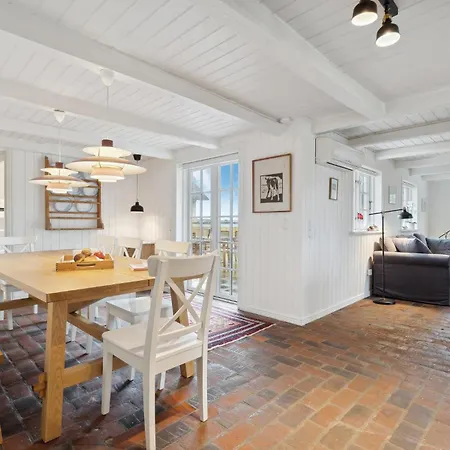 Holiday home Lovely In Ringkobing With Wifi Sondervig